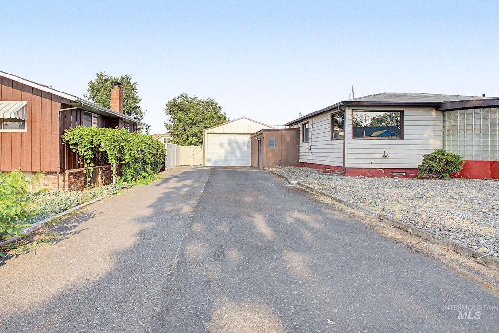 1325 7th Street, Clarkston, WA 99403 photo 4