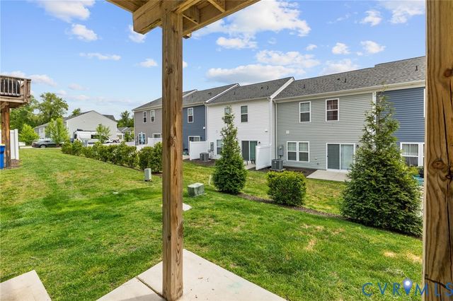 11317 Magill Terrace Dr, Chester, VA 23831