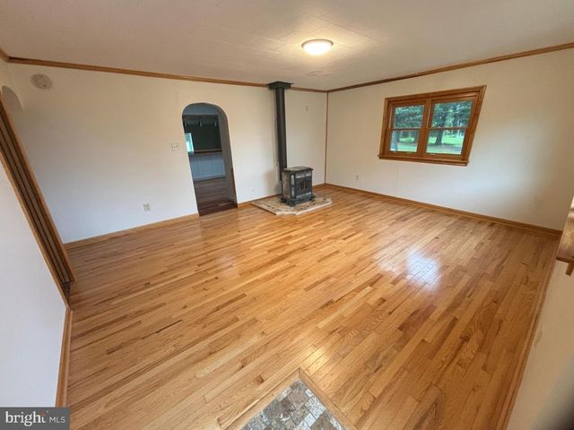 201 MARSH DR, Carlisle, PA 17015