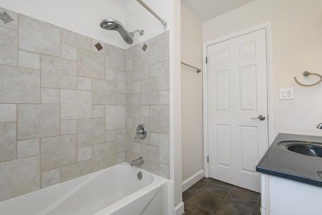 N87W17919 Queensway, Menomonee Falls, WI 53051