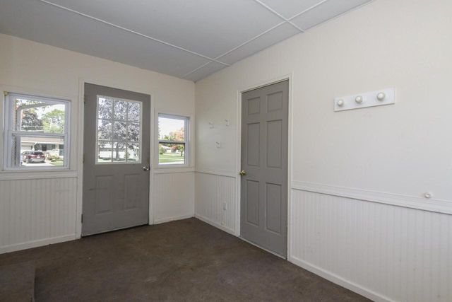 N87W17919 Queensway, Menomonee Falls, WI 53051