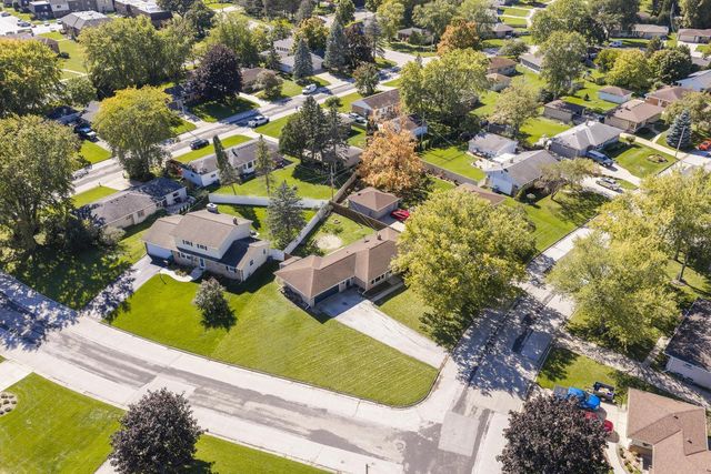 N87W17919 Queensway, Menomonee Falls, WI 53051