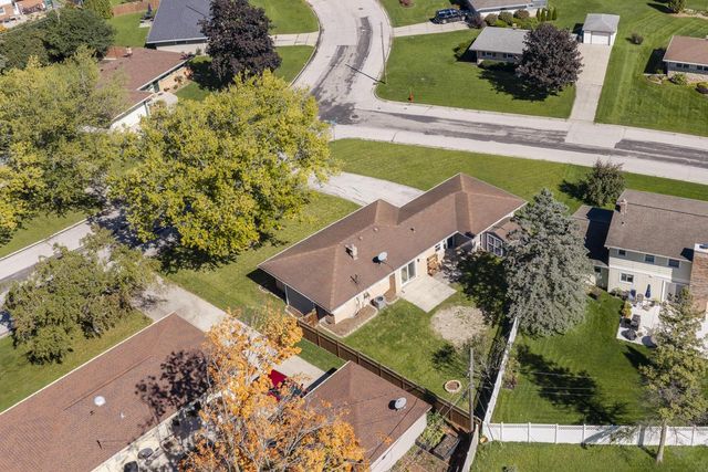 N87W17919 Queensway, Menomonee Falls, WI 53051
