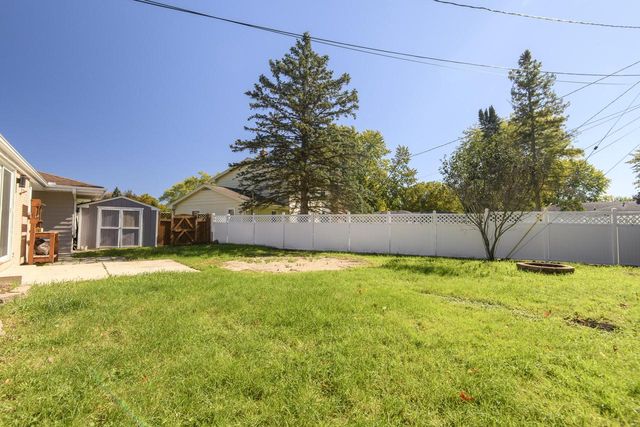 N87W17919 Queensway, Menomonee Falls, WI 53051