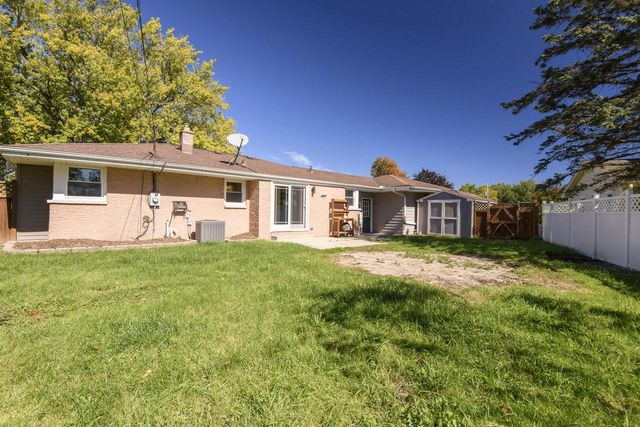 N87W17919 Queensway, Menomonee Falls, WI 53051