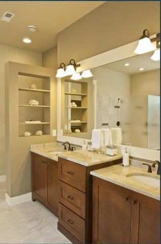 2017 Vilas Street, Leavenworth, KS 66048