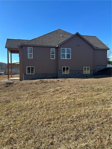 2017 Vilas Street, Leavenworth, KS 66048