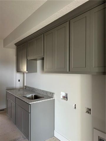 2017 Vilas Street, Leavenworth, KS 66048