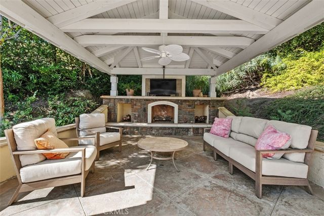 40 Cambridge Court, Coto De Caza, CA 92679