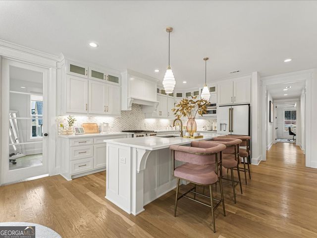 255 Cicely Way, Tyrone, GA 30290