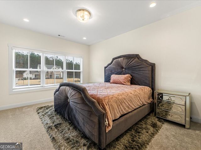 255 Cicely Way, Tyrone, GA 30290