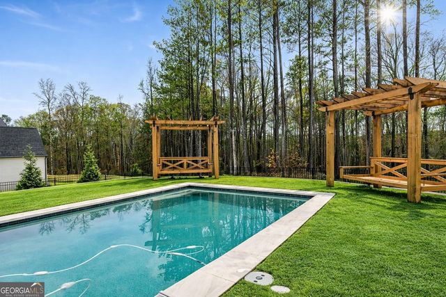 255 Cicely Way, Tyrone, GA 30290