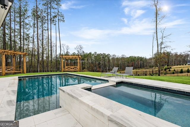 255 Cicely Way, Tyrone, GA 30290