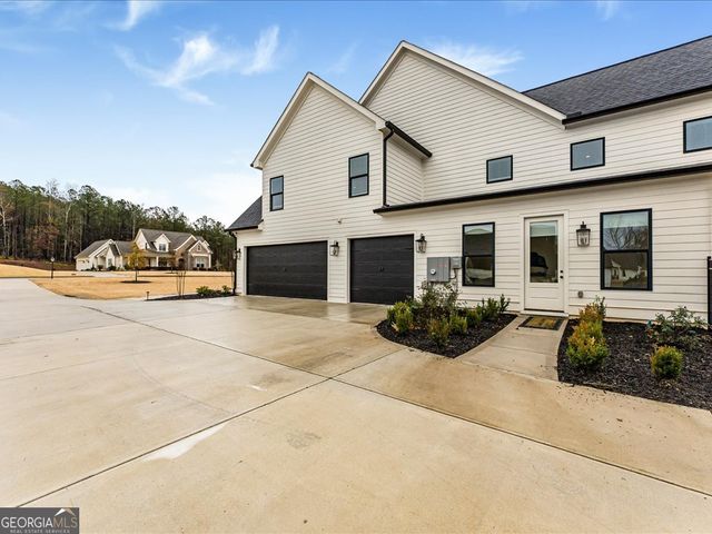 255 Cicely Way, Tyrone, GA 30290