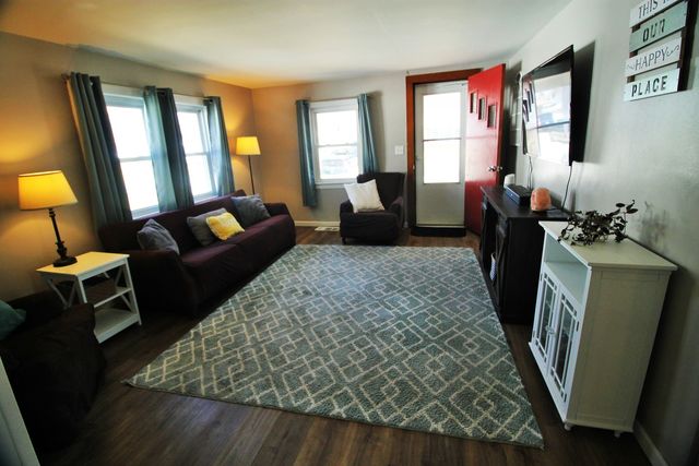 817 S Illinois Street, Geneseo, IL 61254