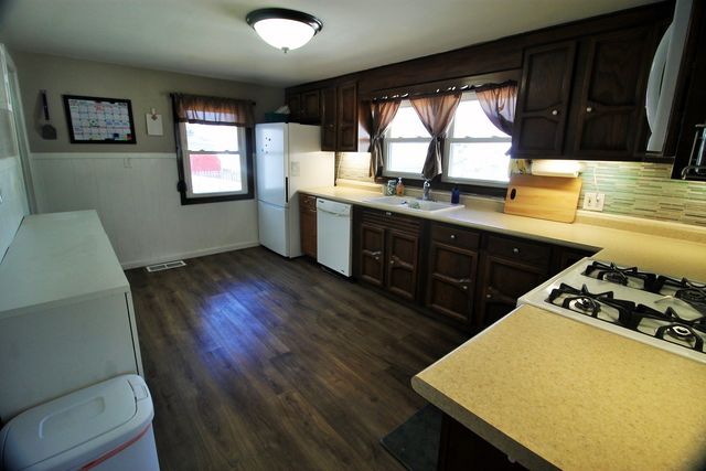 817 S Illinois Street, Geneseo, IL 61254