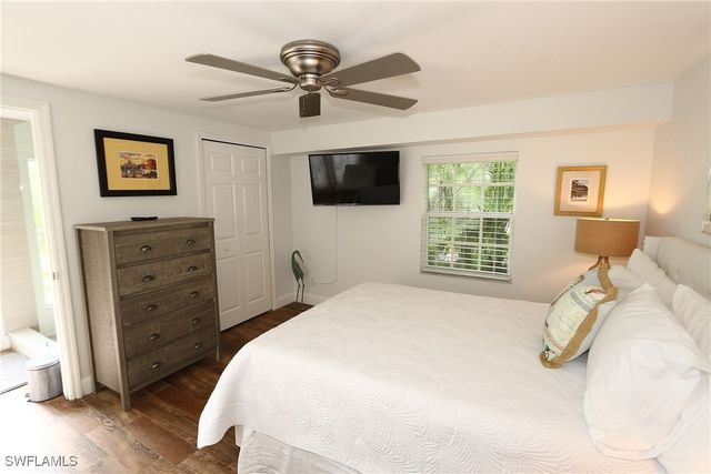 714 11th ST N, Naples, FL 34102