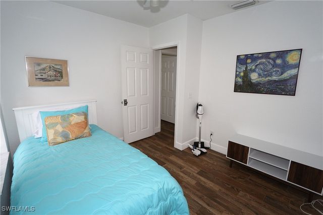 714 11th ST N, Naples, FL 34102