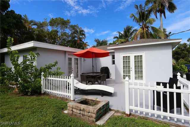 714 11th ST N, Naples, FL 34102