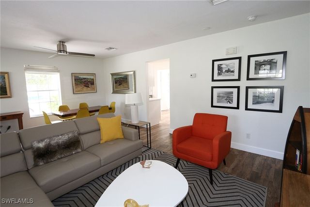 714 11th ST N, Naples, FL 34102