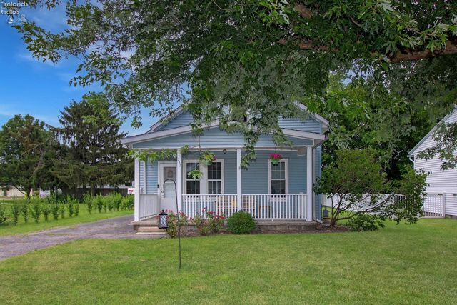 232 Cedar Street, Port Clinton, OH 43452