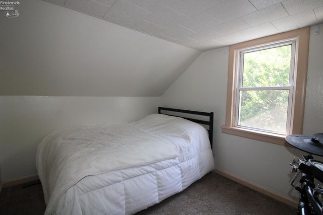 232 Cedar Street, Port Clinton, OH 43452