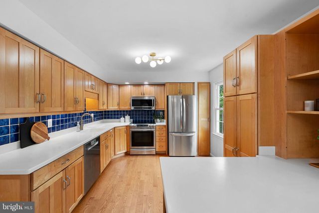 9639 SCOTCH HAVEN DR, Vienna, VA 22181
