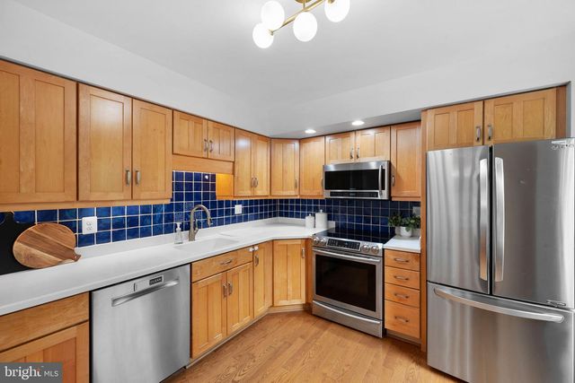 9639 SCOTCH HAVEN DR, Vienna, VA 22181