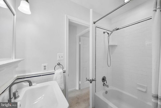 9639 SCOTCH HAVEN DR, Vienna, VA 22181
