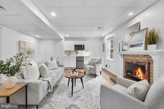 9639 SCOTCH HAVEN DR, Vienna, VA 22181
