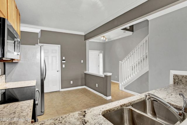 7463 RED CRANE Lane, Jacksonville, FL 32256