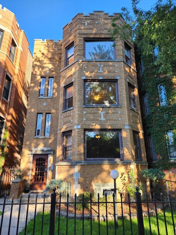 8111 S Langley Avenue, Chicago, IL 60619 — exterior