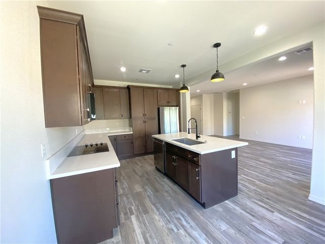 890 Florence Avenue 204, Bullhead City, AZ 86429