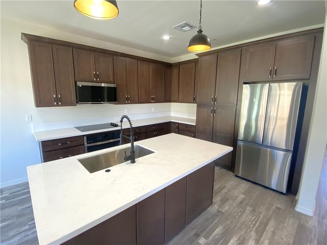 890 Florence Avenue 204, Bullhead City, AZ 86429