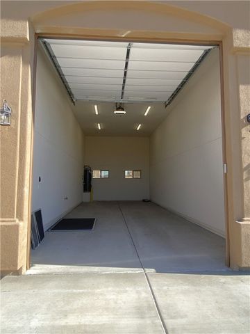 890 Florence Avenue 204, Bullhead City, AZ 86429