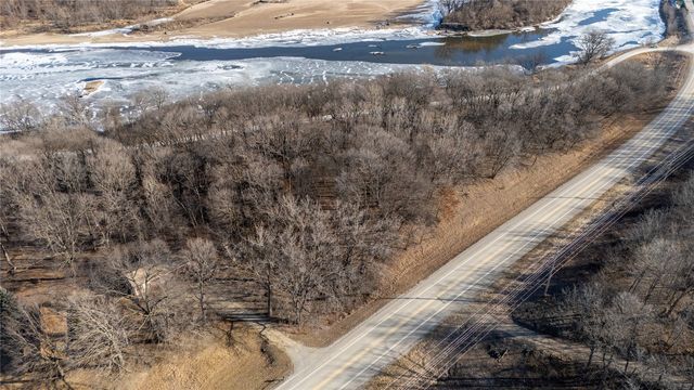 1041 290th Street, Atalissa, IA 52720