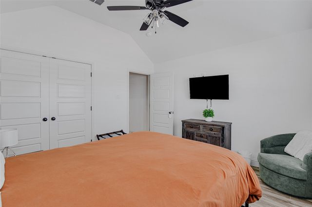 812 Rodgers Avenue, Godley, TX 76044