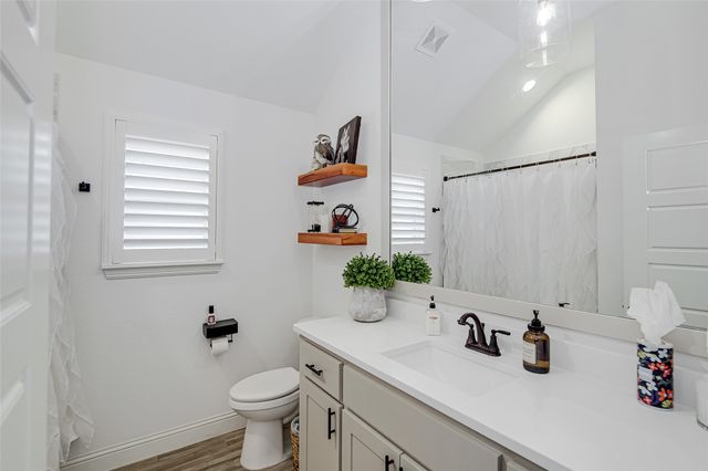 812 Rodgers Avenue, Godley, TX 76044