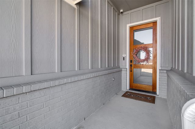 812 Rodgers Avenue, Godley, TX 76044