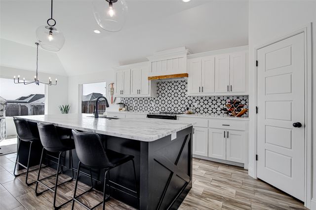 812 Rodgers Avenue, Godley, TX 76044