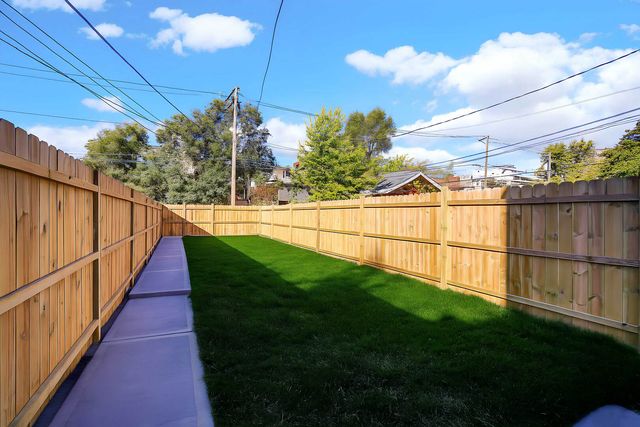 6150 S Ingleside Avenue, Chicago, IL 60637