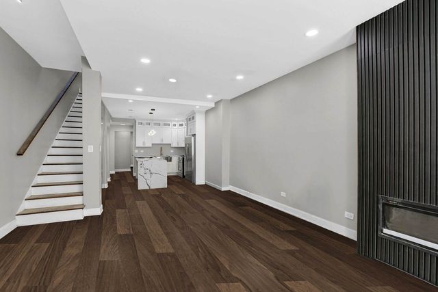 6150 S Ingleside Avenue, Chicago, IL 60637