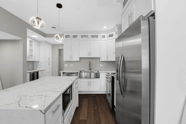 6150 S Ingleside Avenue, Chicago, IL 60637