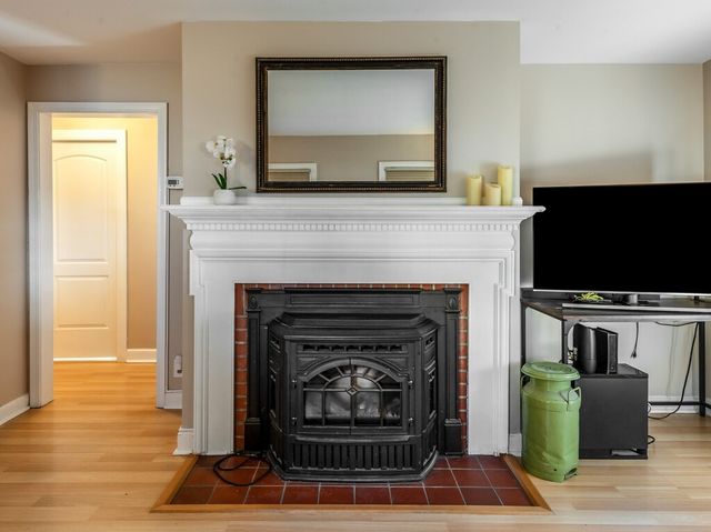 1 Benjamin Rd, Worcester, MA 01602
