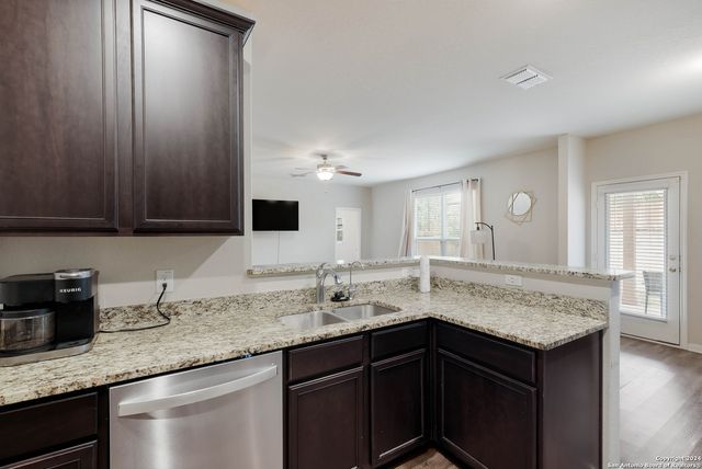 6119 COOPER CASH, San Antonio, TX 78252