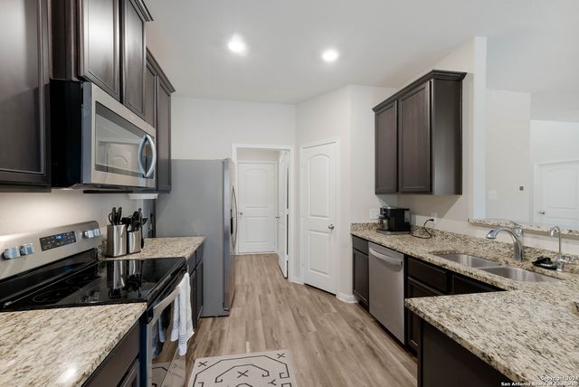 6119 COOPER CASH, San Antonio, TX 78252