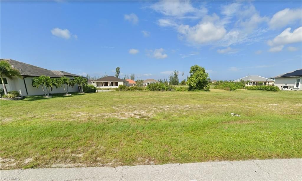 718 NW 38th PL, CAPE CORAL, FL 33993 — photo 3