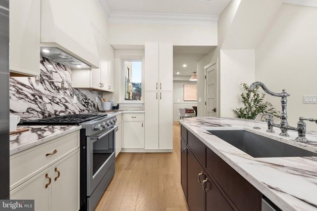 766 S 18TH ST, Philadelphia, PA 19146