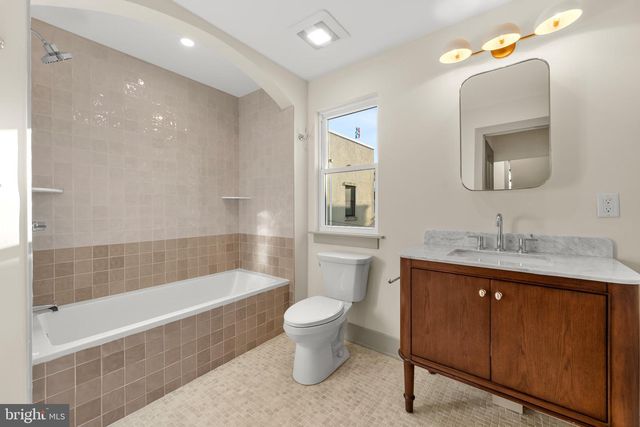 766 S 18TH ST, Philadelphia, PA 19146