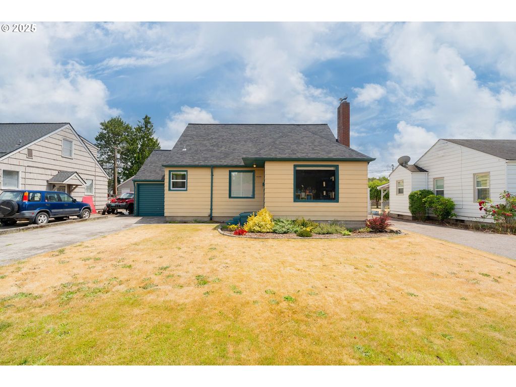 1028 20TH Ave, Longview, WA 98632
